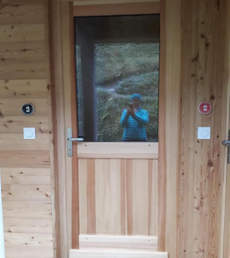 Апартаменты Chalet Les Garands Вальменье