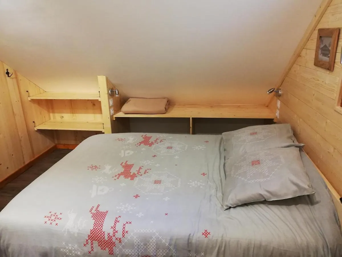 Chalet Les Garands Вальменье